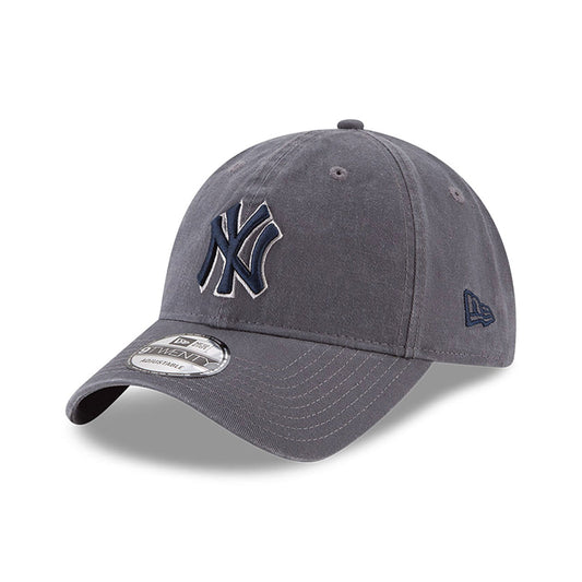 New York Yankees Dark Grey Core Classic 9Twenty Cap