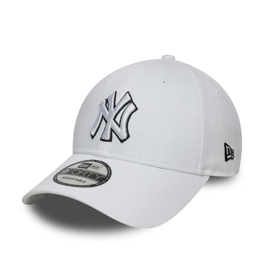 New York Yankees MLB Outline White 9Forty Adjustable Cap