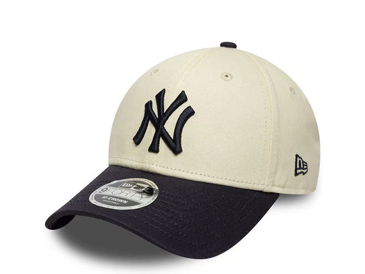 New York Yankees Colour Block 9Forty MCrown Adjustable Snapback Cap
