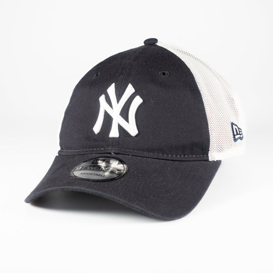New York Yankees Washed 9Twenty Unstructured Trucker Adjustable Cap